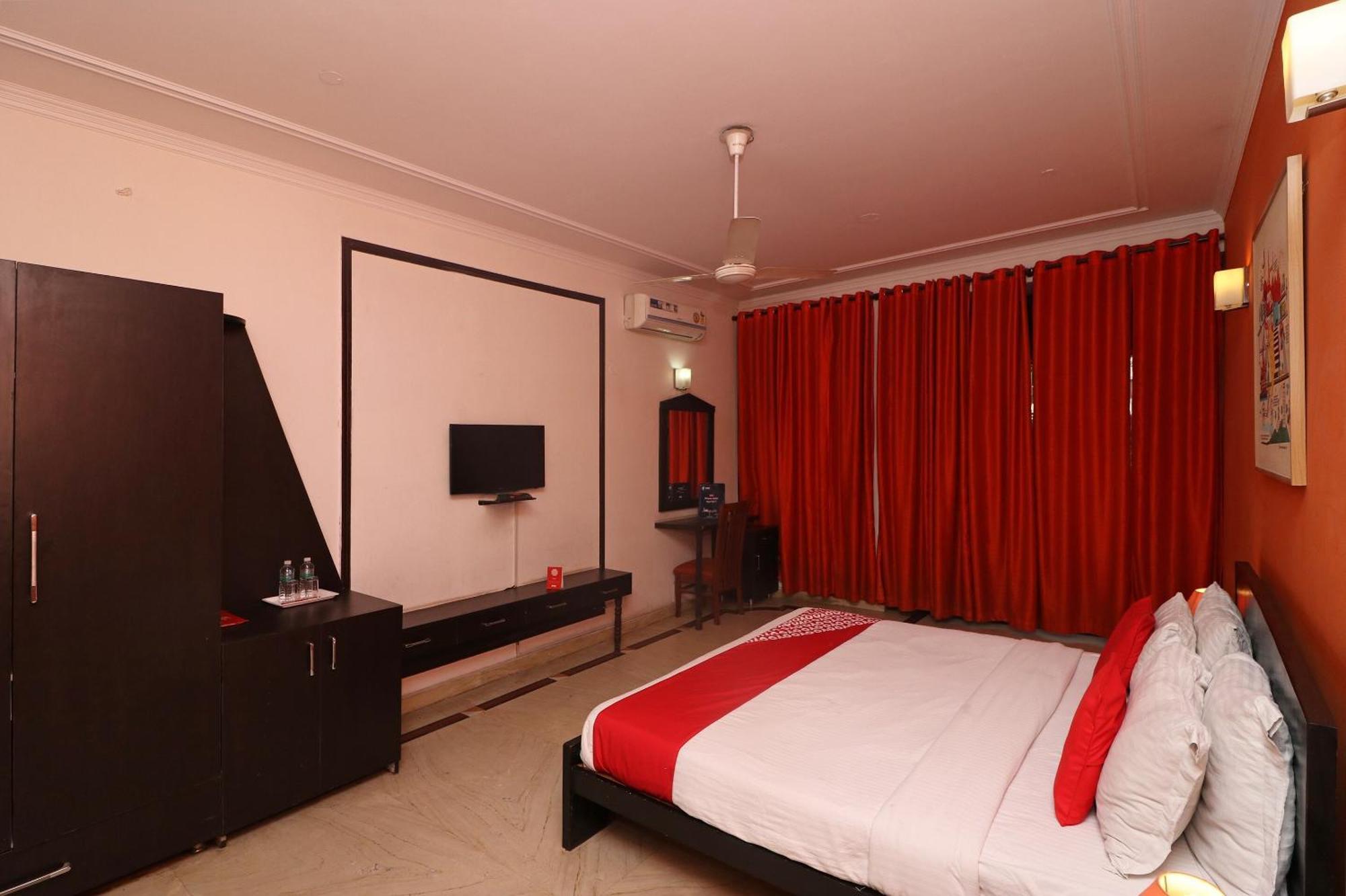 Super Hotel O Hare Rama Guest House Nova Deli Exterior foto